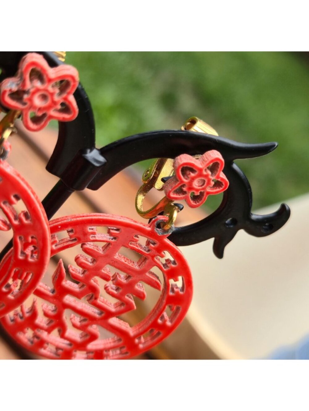 Vintage Chinese Double Happiness Clip-On Dangle Earrings Red Cutout Floral boho - Picture 6 of 10